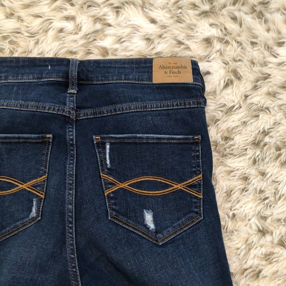 Abercrombie and Fitch high waisted skinny jeans - Picture 4 of 6